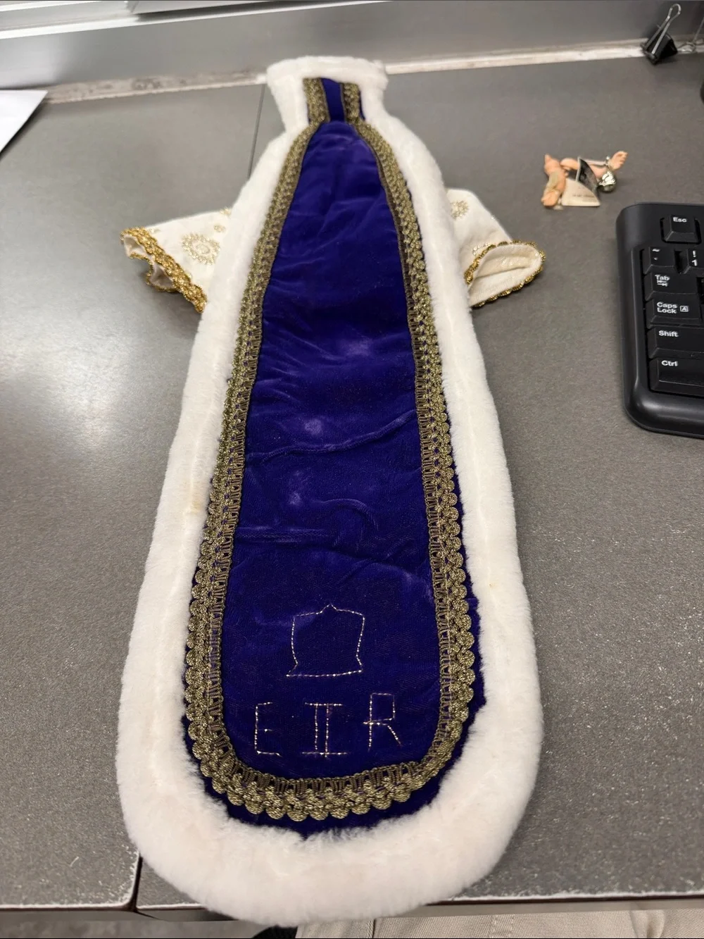 PEGGY NISBET DOLL  -   QUEEN ELIZABETH II State Robes DOLL